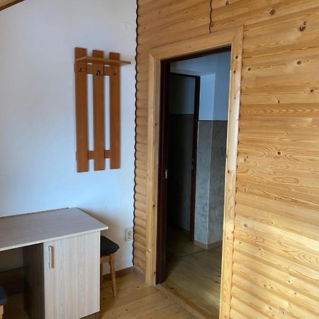 Домашній Затишок Hostel สตรึย ภายนอก รูปภาพ