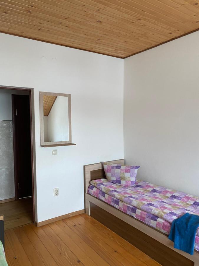 Домашній Затишок Hostel สตรึย ภายนอก รูปภาพ