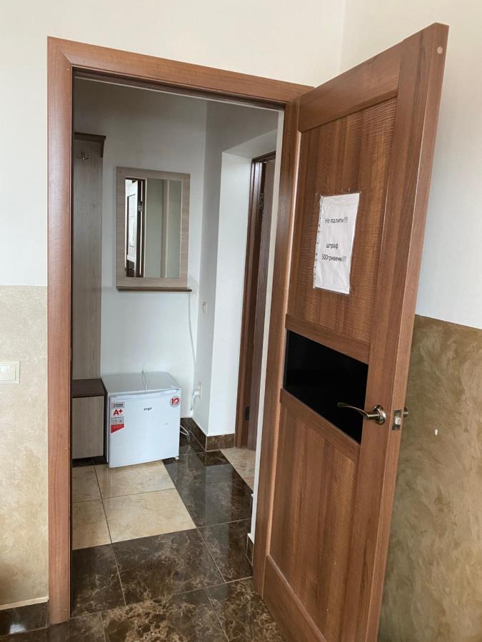 Домашній Затишок Hostel สตรึย ภายนอก รูปภาพ