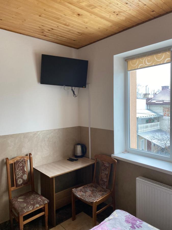 Домашній Затишок Hostel สตรึย ภายนอก รูปภาพ